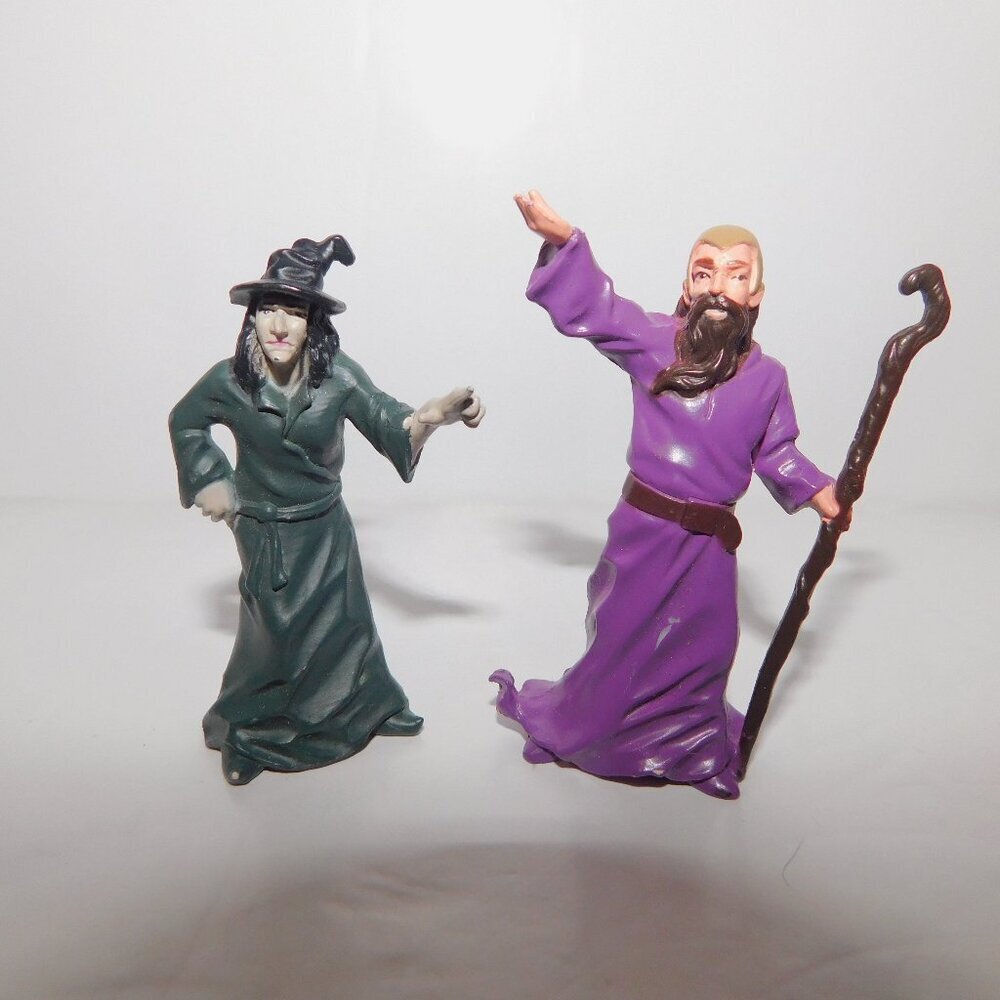 Medieval Days Of Old Wizard and Witch Mini 2.25" Figure Safari Ltd.